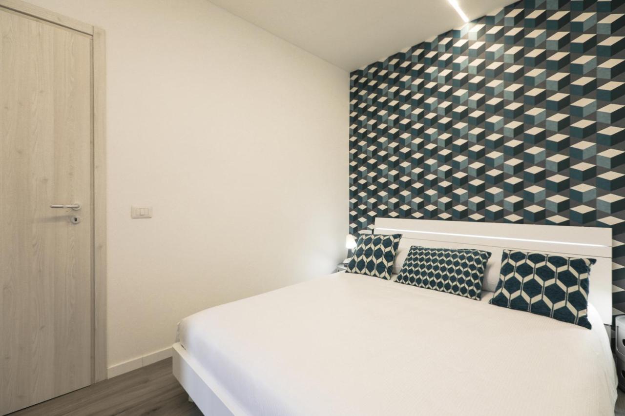 Ferienwohnung Blue Sapphire Como Cozy Flat In Center Of City Exterior foto
